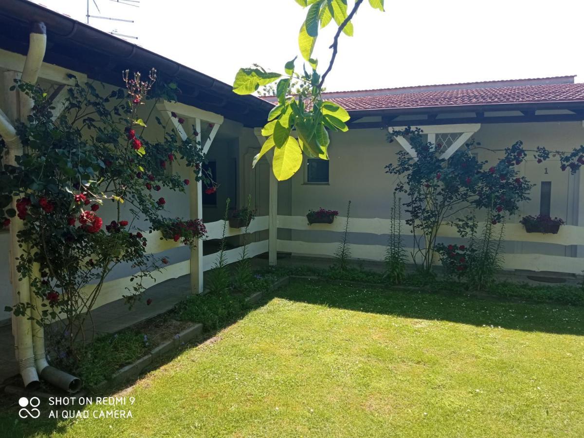 Rooms Lutra Bilje Екстер'єр фото